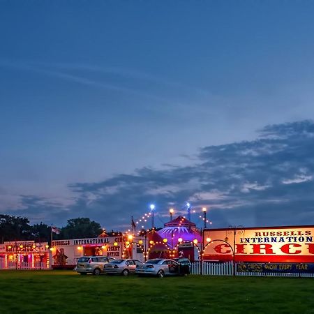Vintage, Circus Holiday Home マーブルソープ エクステリア 写真
