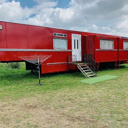 Vintage, Circus Holiday Home マーブルソープ エクステリア 写真